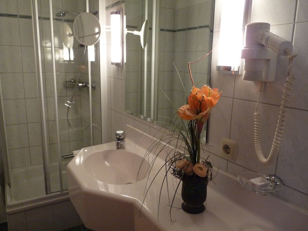Фото Parkhotel zur Klause