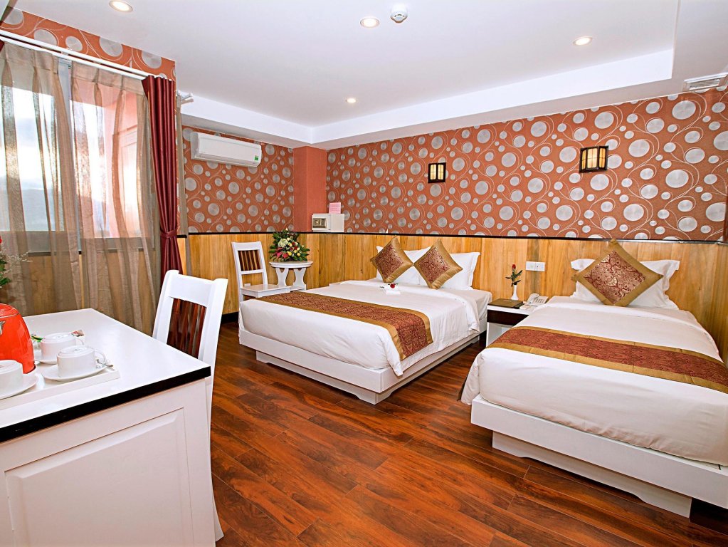 Фото Golden Rain 2