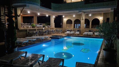 Гостиница Корона в Утёсе