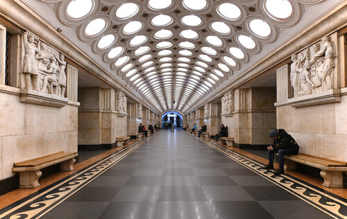Электрозаводская (Москва, Большая Семёновская ул., вл26), станция метро в Москве