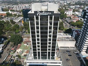 Гостиница Radisson Hotel And Suites Guatemala City
