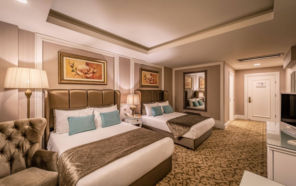 Фото Vuni Palace Hotel