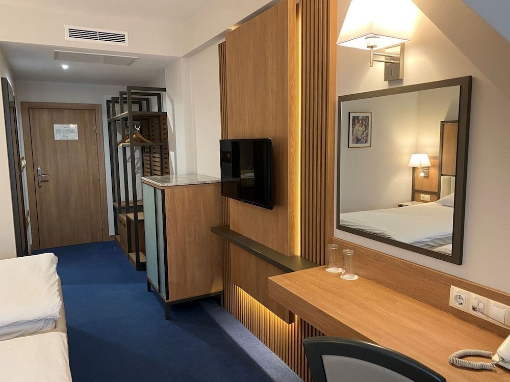 Фото Legends Hotel Sofia