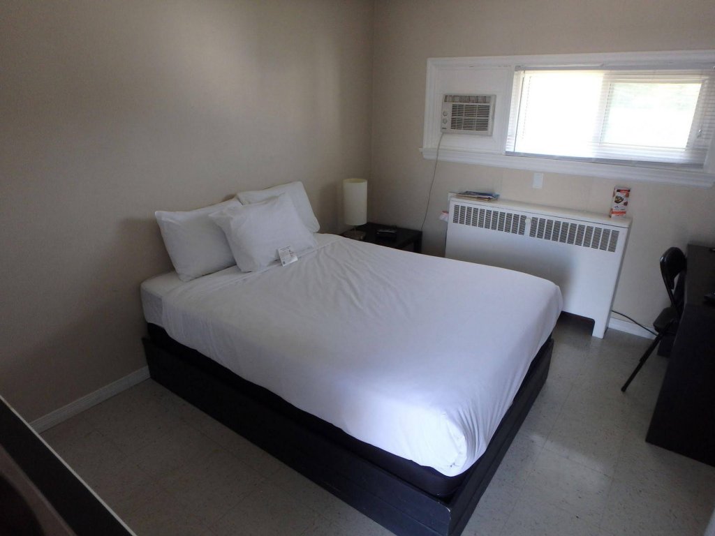 Фото Wheel Inn Motel