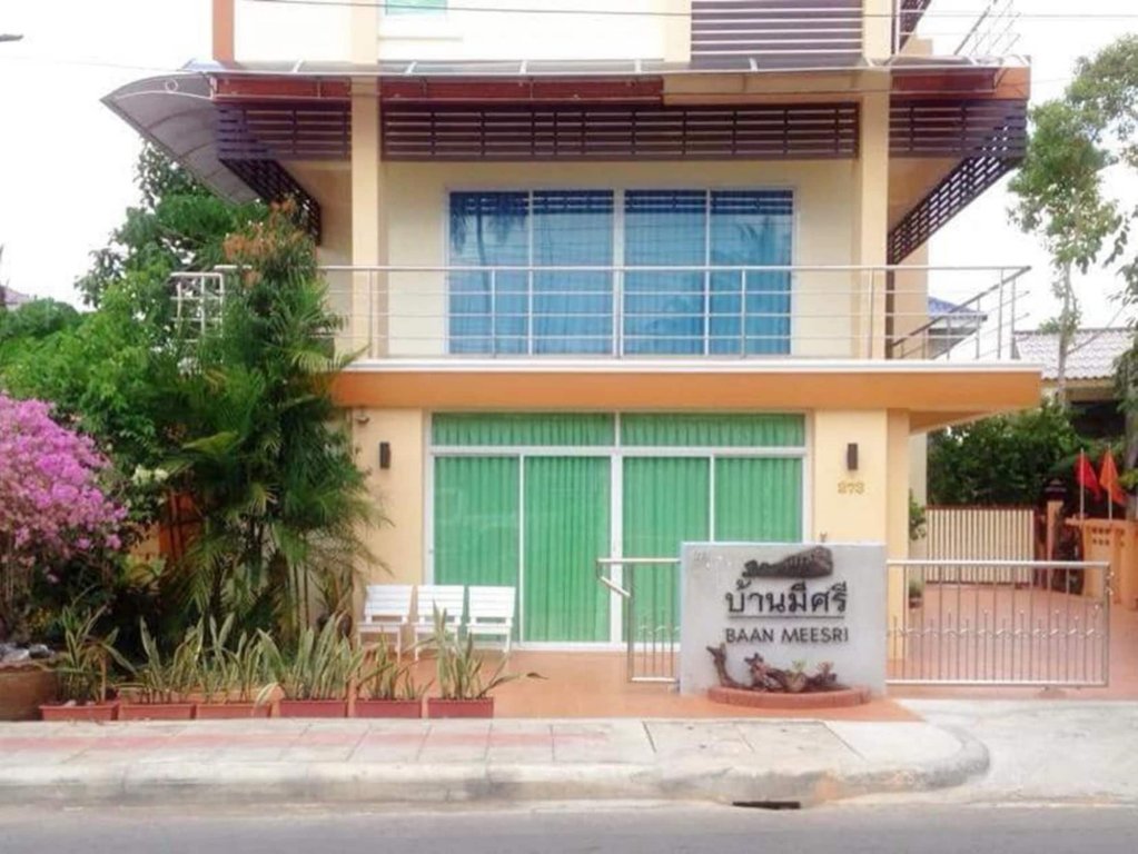 Фото Baan Meesri Serviced Residence