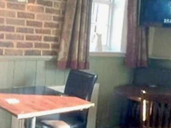 Фото East Gate Inn