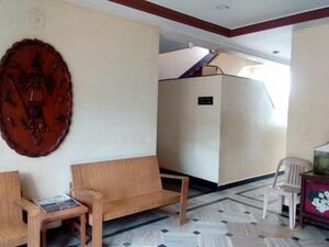 Гостиница IROOMZ Samrat Ashok