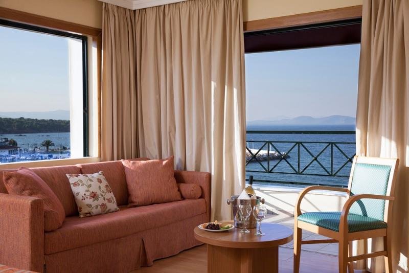 Фото Zeus Essence Ramada by Wyndham Athens