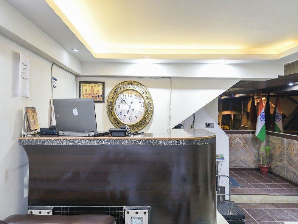 Фото Oyo 16970 Hotel Mahal