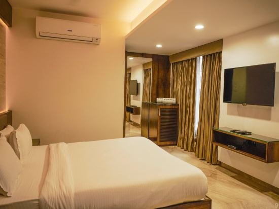 Фото Alba Premier Indore