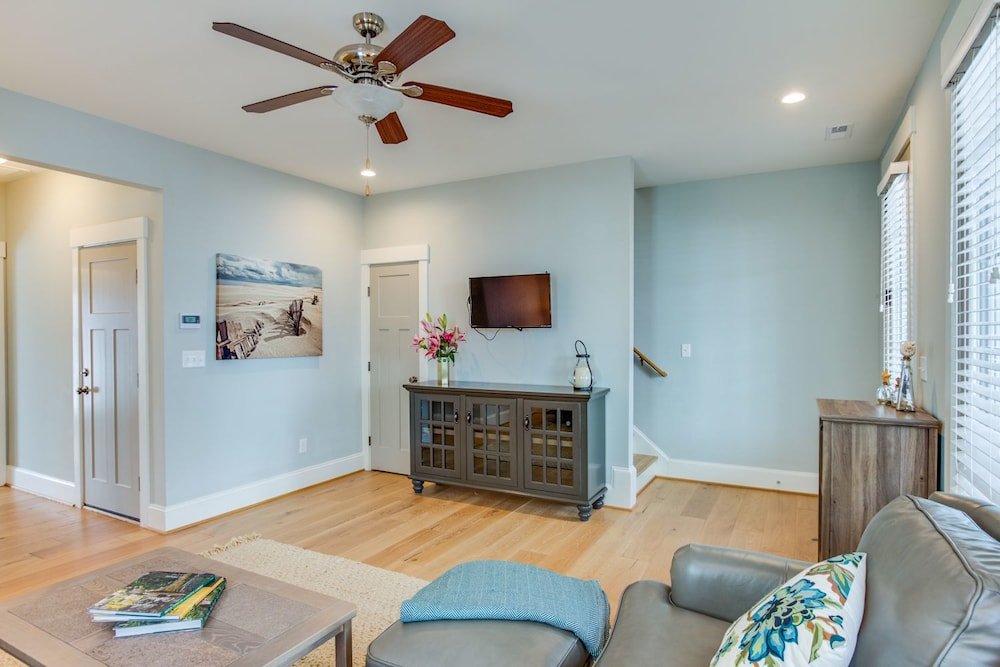 Фото 410 B The King Neptune House