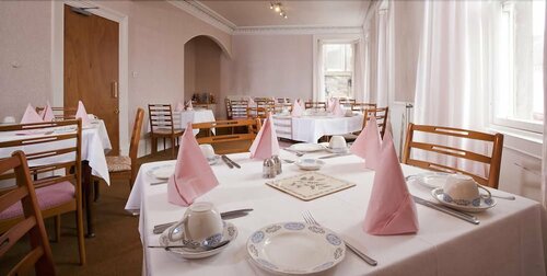 Гостиница Waverley Hotel в Нэрне