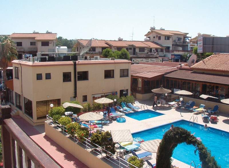 Фото Windmills Hotel Apartments