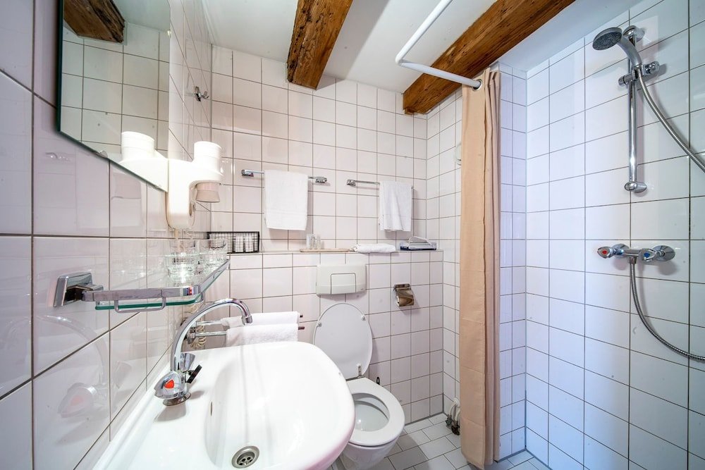 Фото Mister Highland Hotel