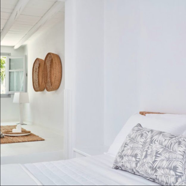 Фото Mr & Mrs White Paros