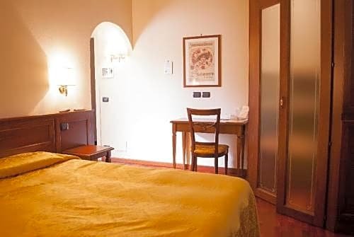 Фото Villa Chiara Hotel