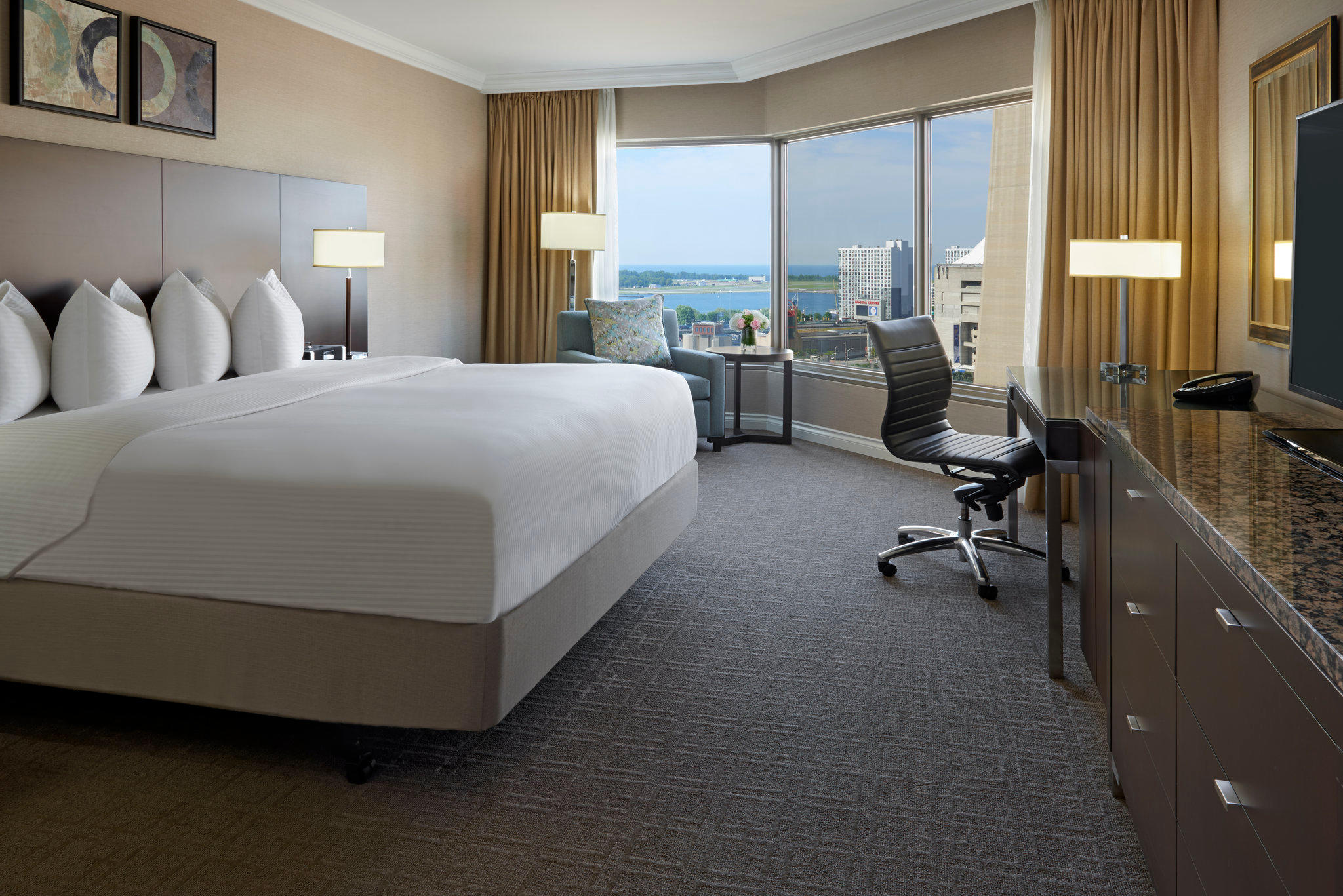 Фото InterContinental Toronto Centre