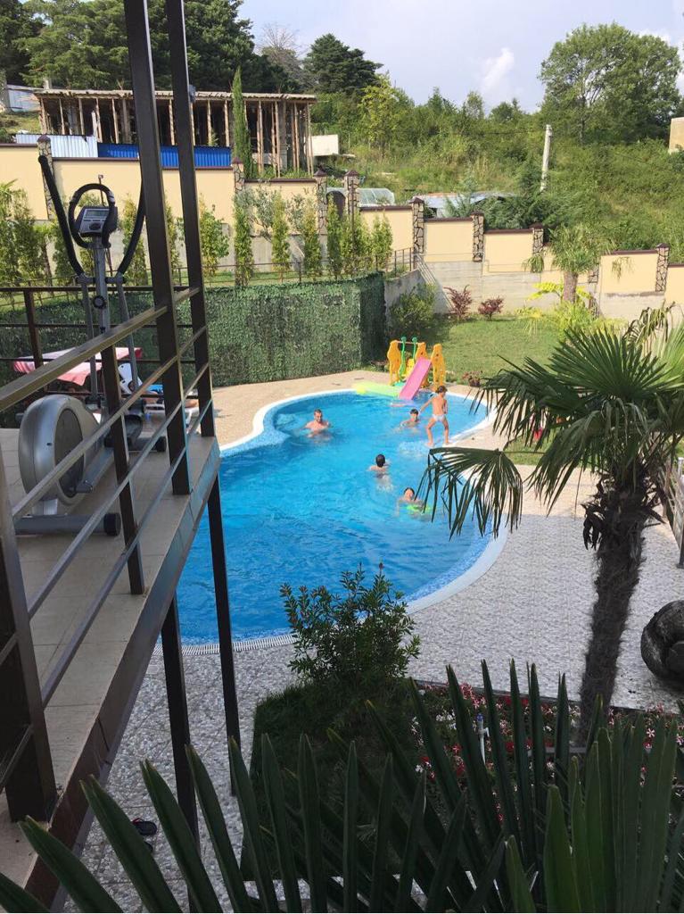 Фото отеля 2