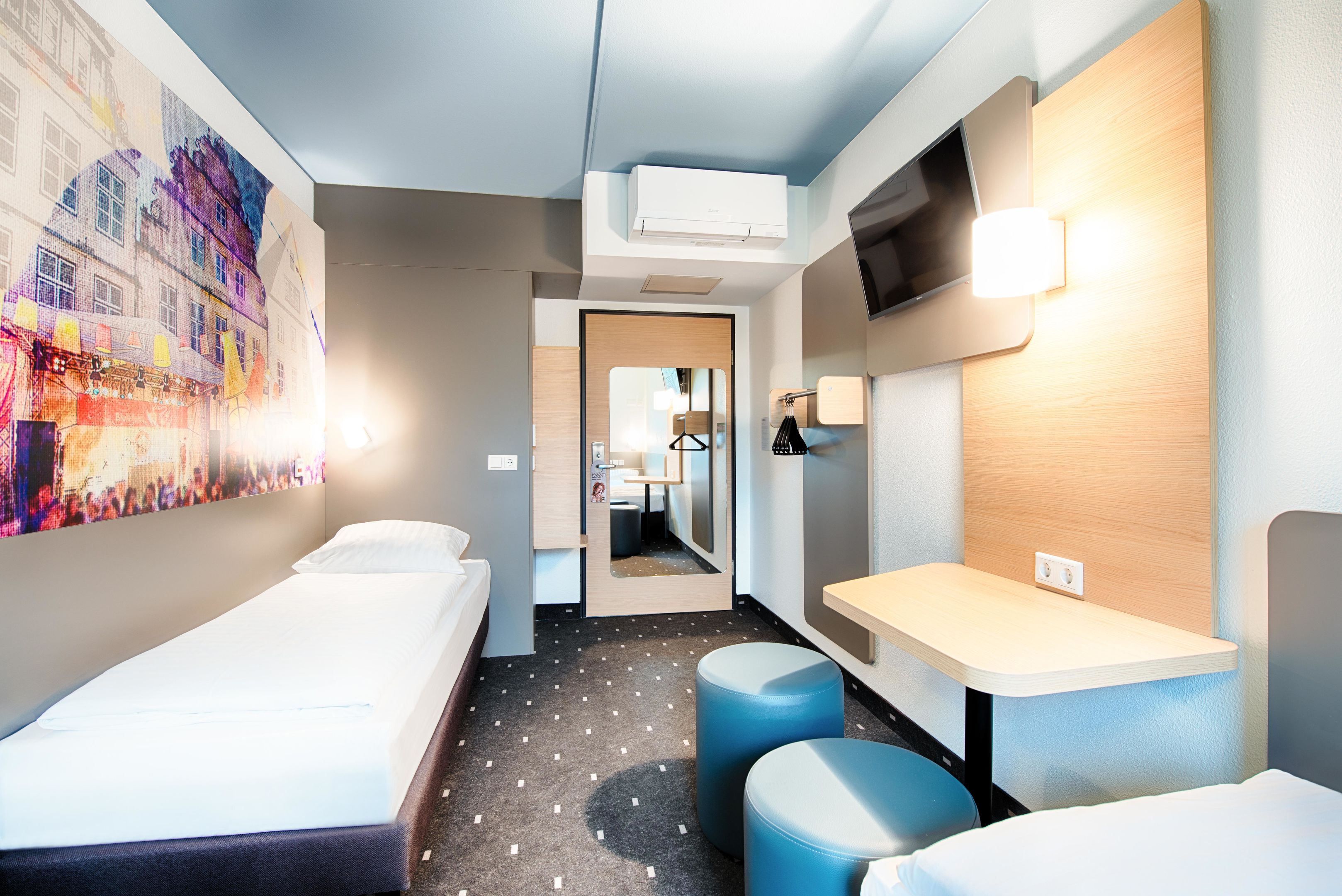 Фото B&b Hotel Bielefeld-Ost