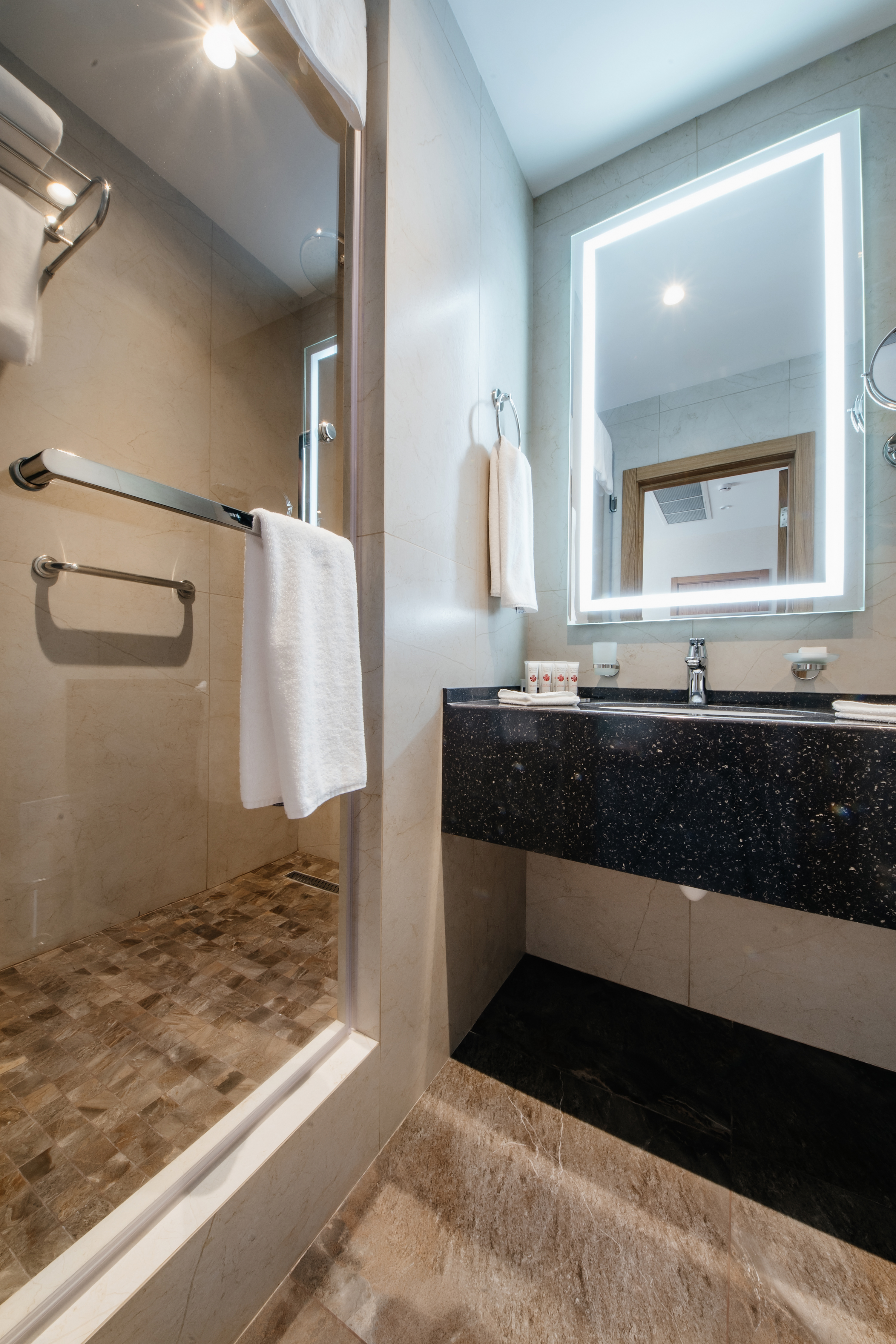 Фото Ramada by Wyndham Astana