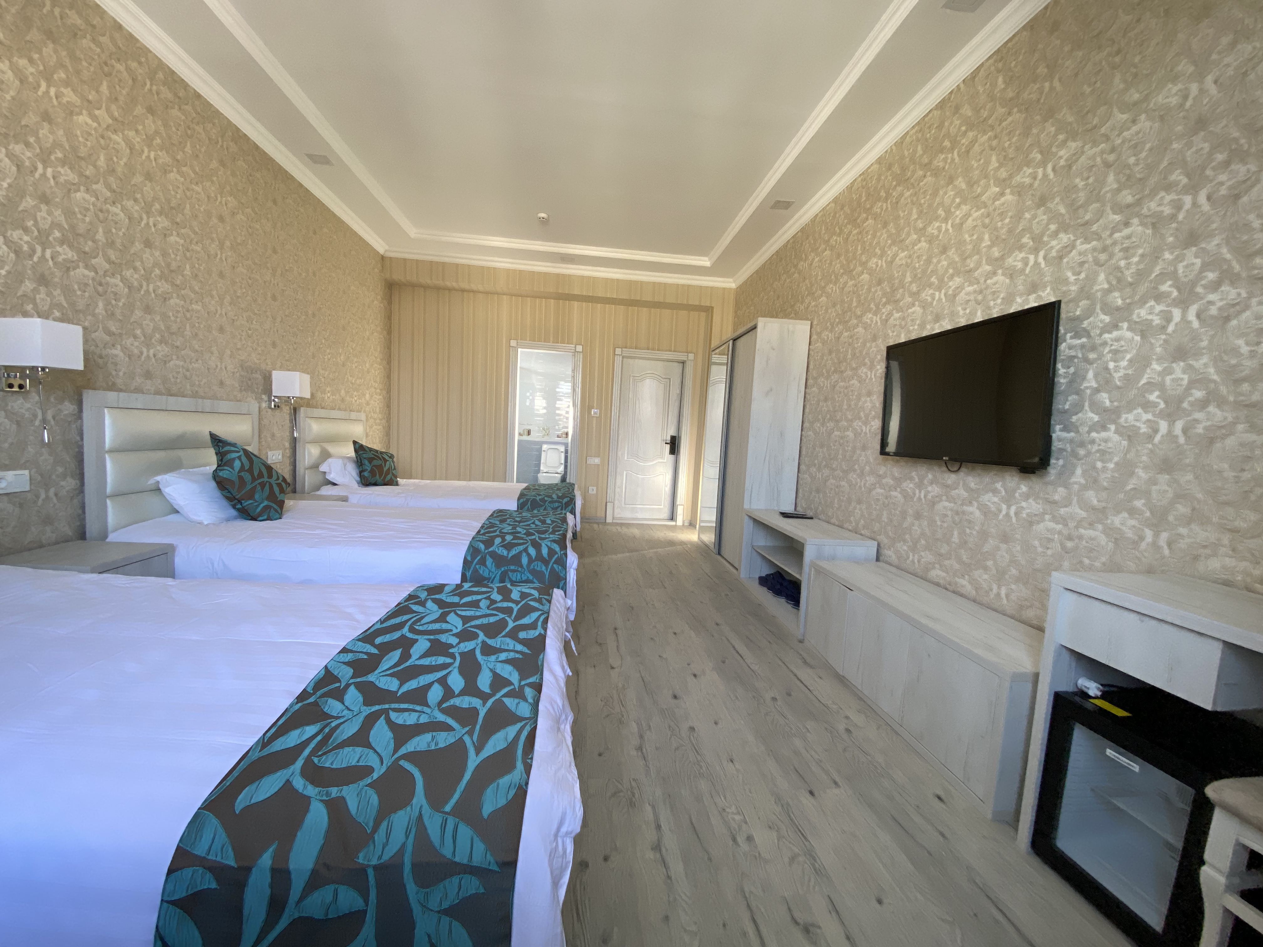 Фото Summer Hotel