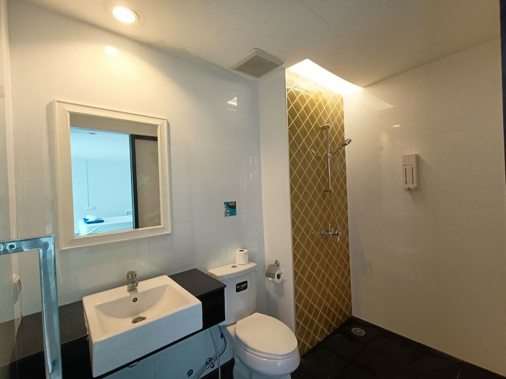 Фото Slumber Party Surf Kata Phuket