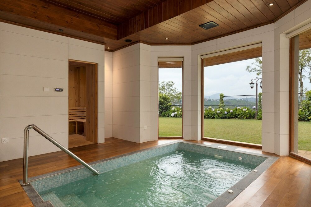 Фото The Bellwood Manor