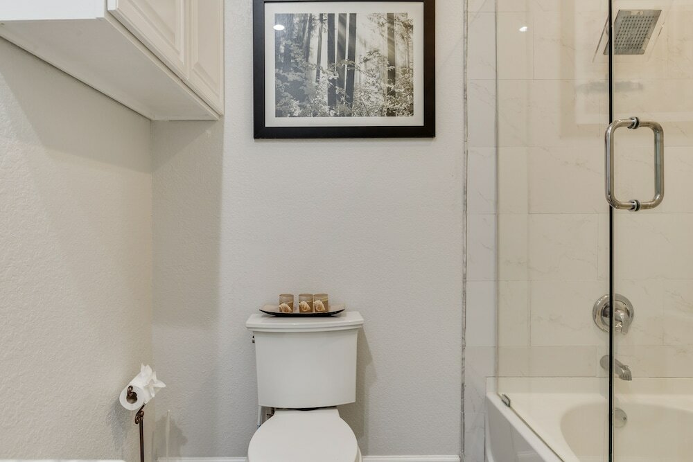 Фото Woodlawn Main-House Downtown Sa