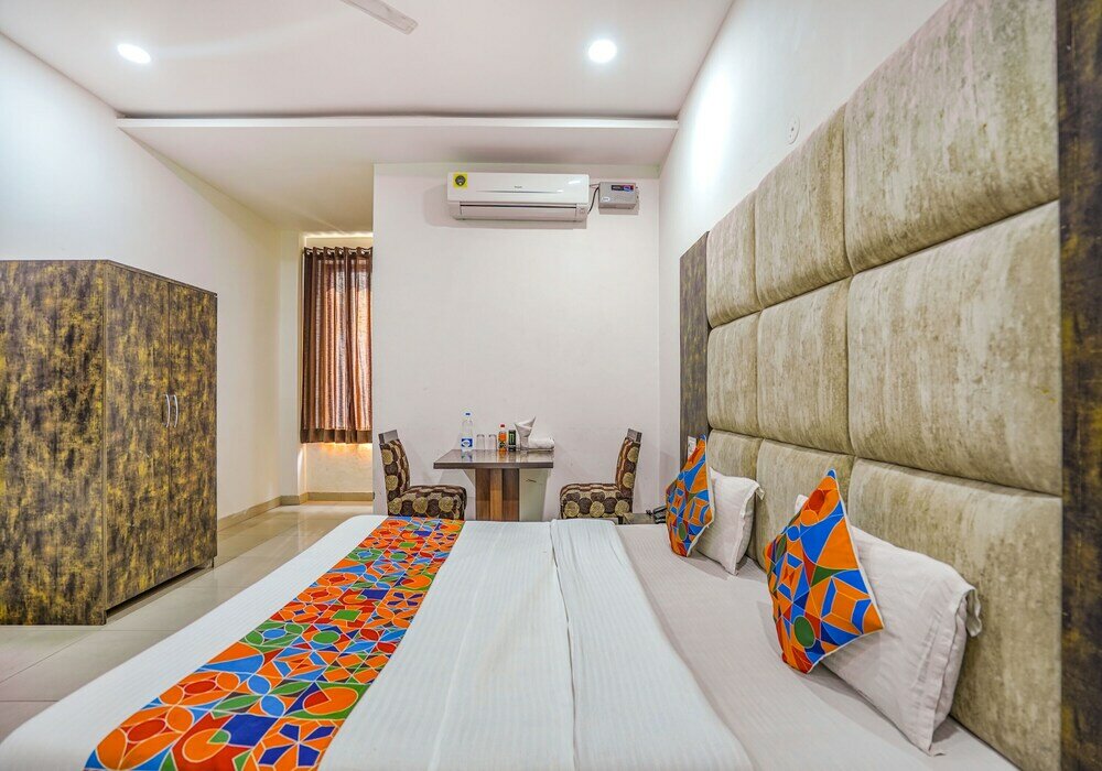 Фото Fabhotel Grand Inn