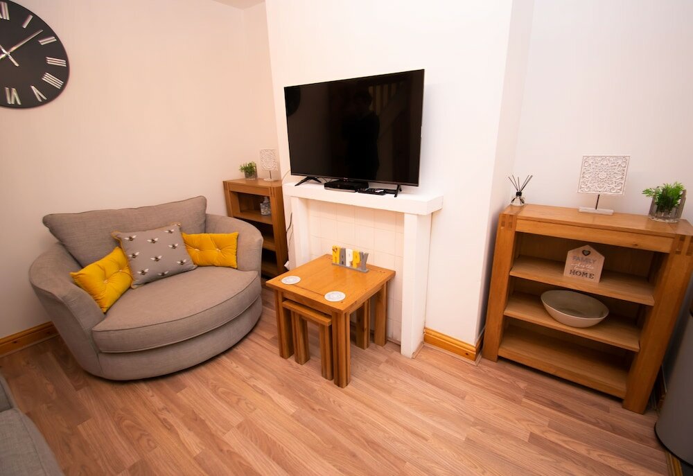 Фото Ideal Lodgings in Bury - Redvales