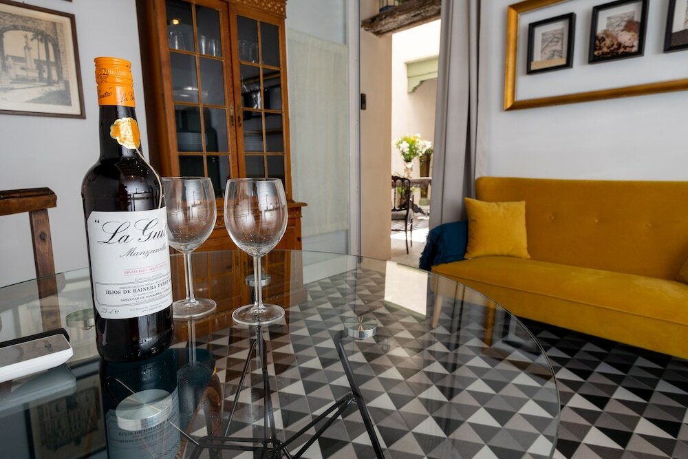 Фото Portus Gaditanus sXVIII Patio andaluz