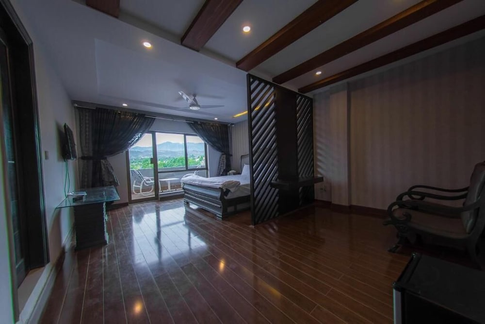 Фото Karakuram Hotel