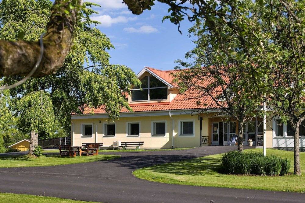 Фото Sure Hotel by Best Western Öjaby Herrgård