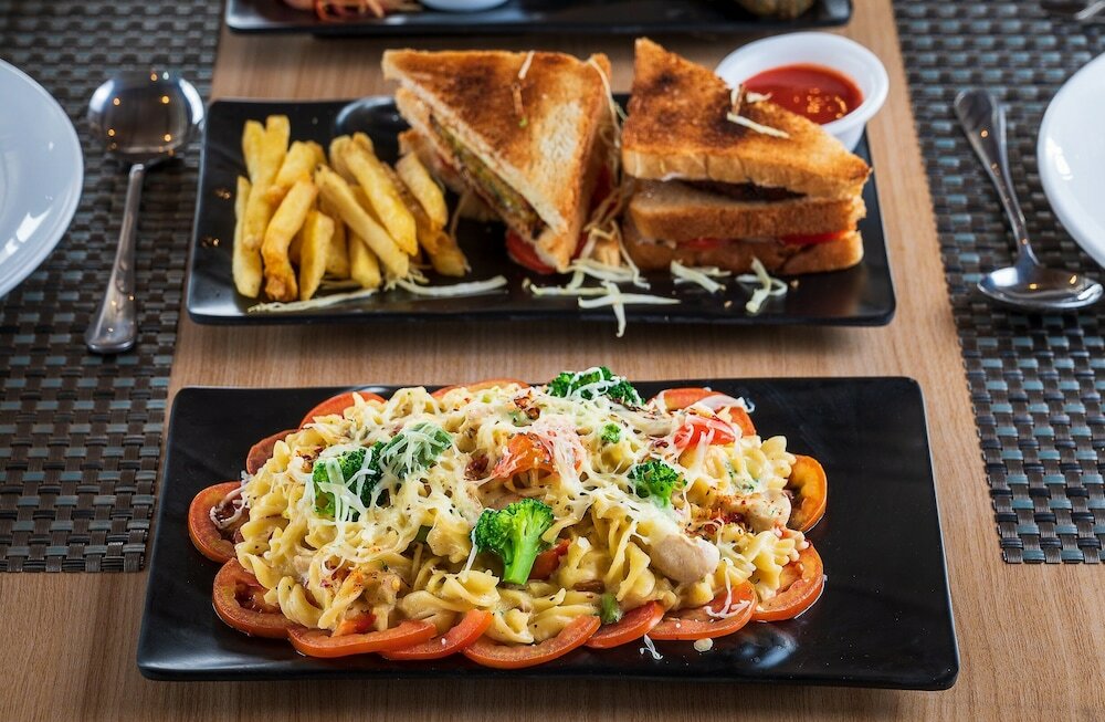 Фото White Rock by The Solitaire Hospitality