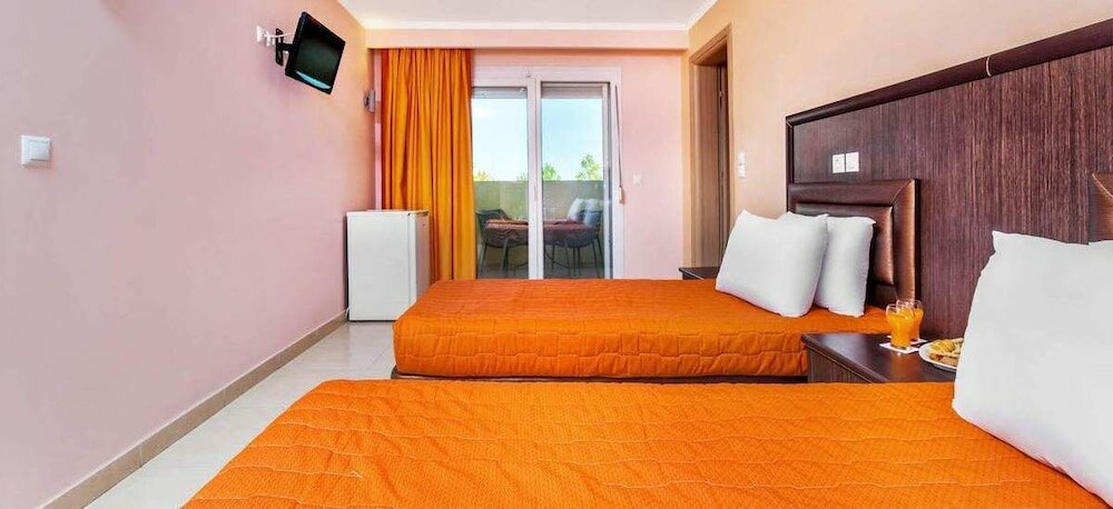 Фото Grand Platon Hotel