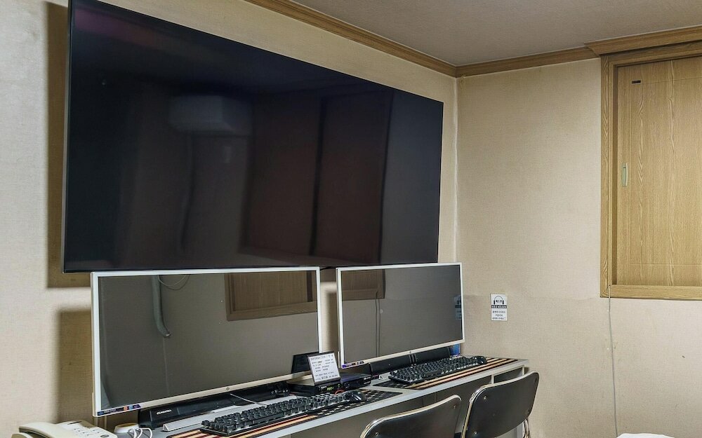 Фото Suwon Station 71st