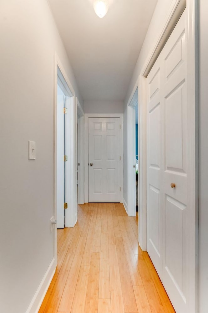 Фото The Guest House - Carriage House