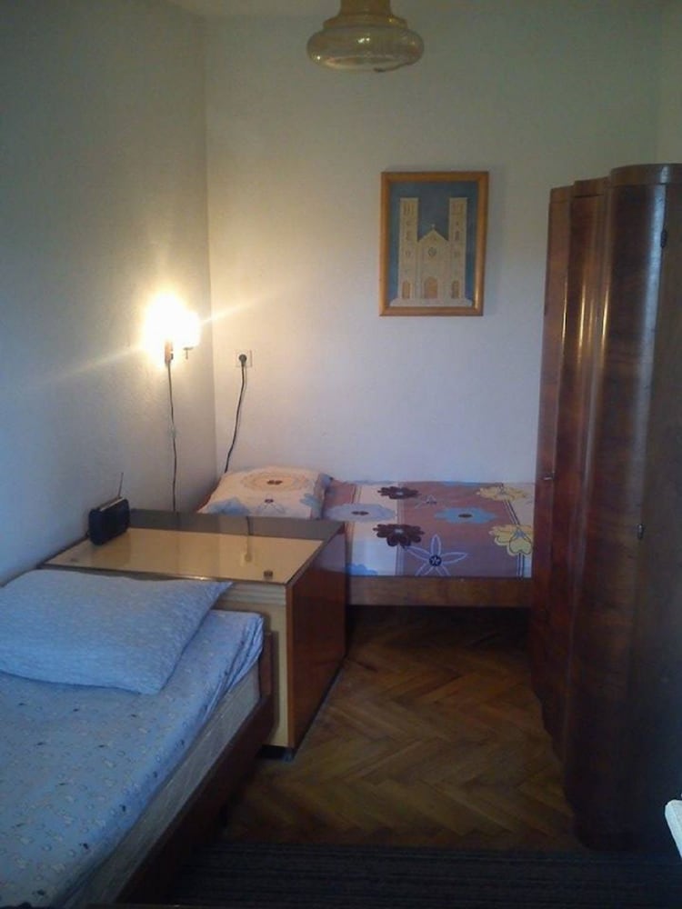 Фото Bobi - 50 m From Beach - H