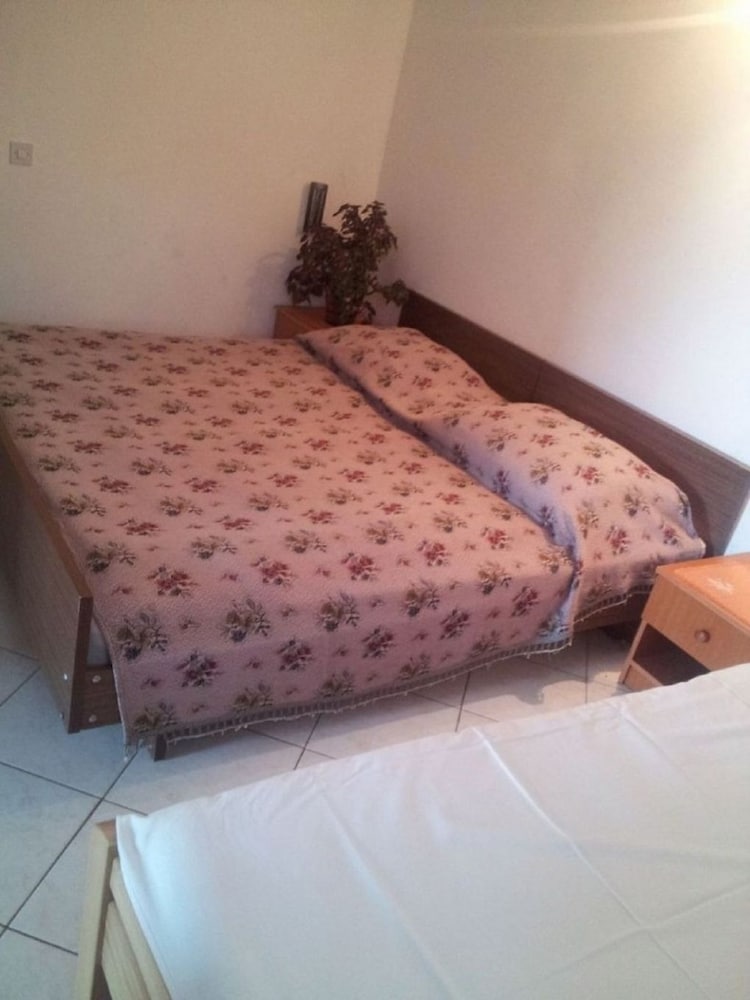 Фото Kati - 150 m From Center - A1