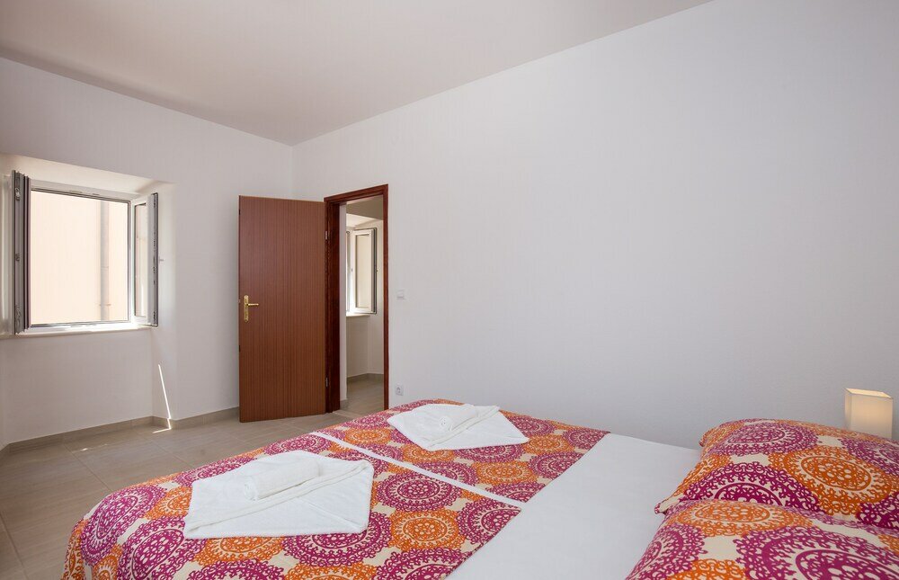 Фото Little Village House