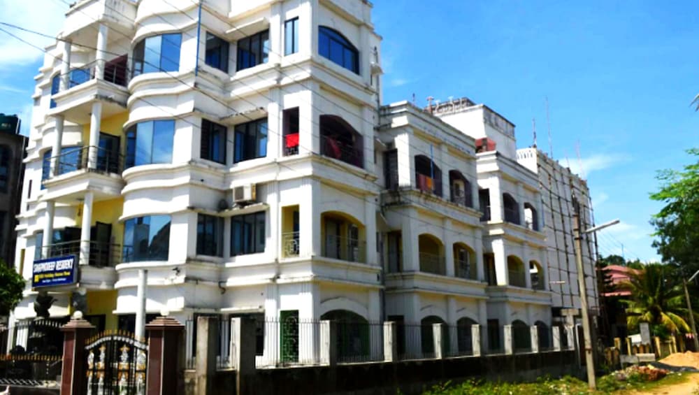 Фото отеля 1