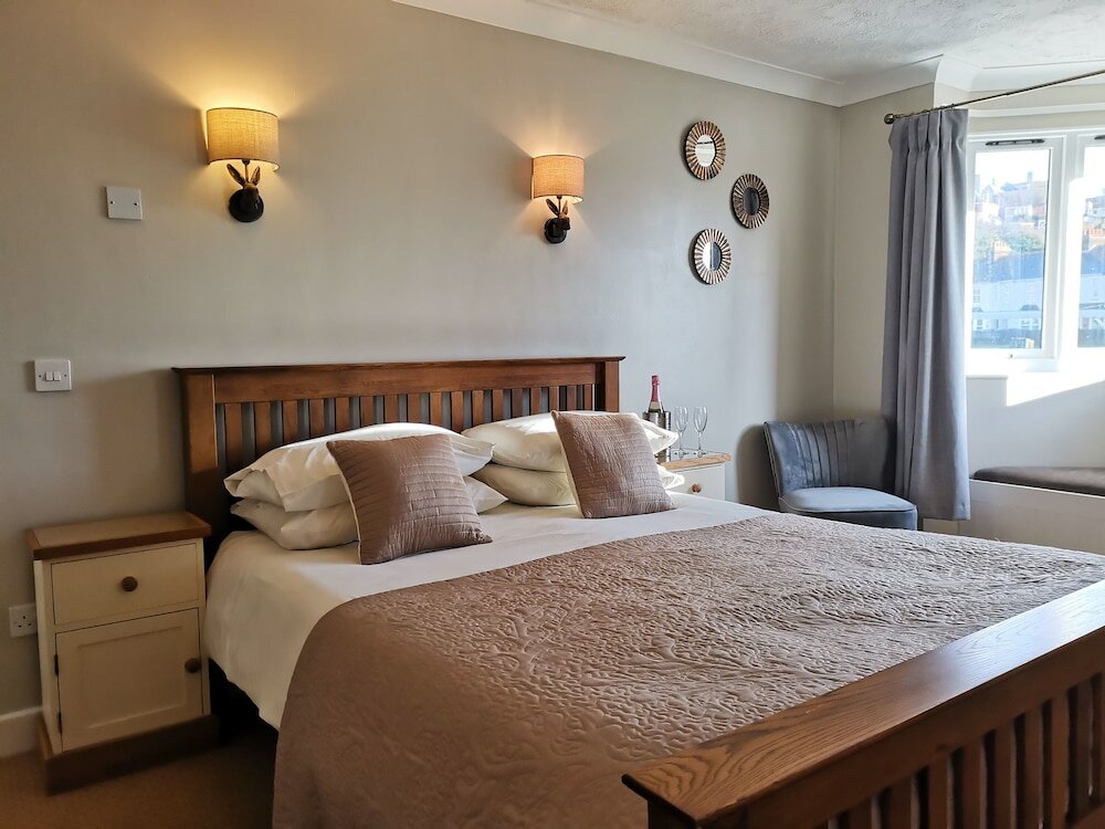 Фото River Haven Hotel