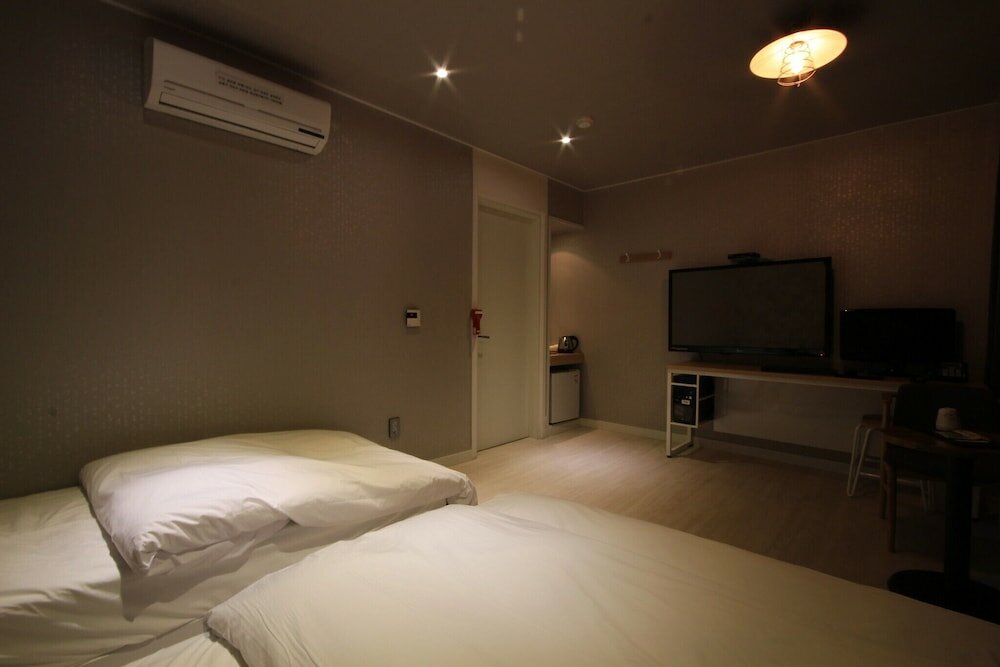 Фото Pohang Yeongildae Bb