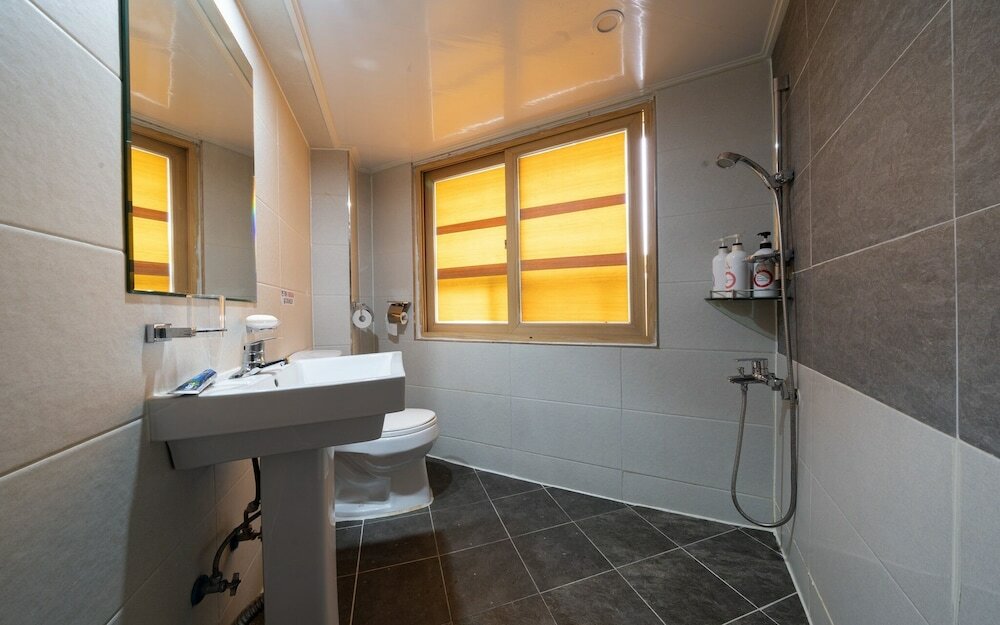 Фото Anyang Donkey Hotel