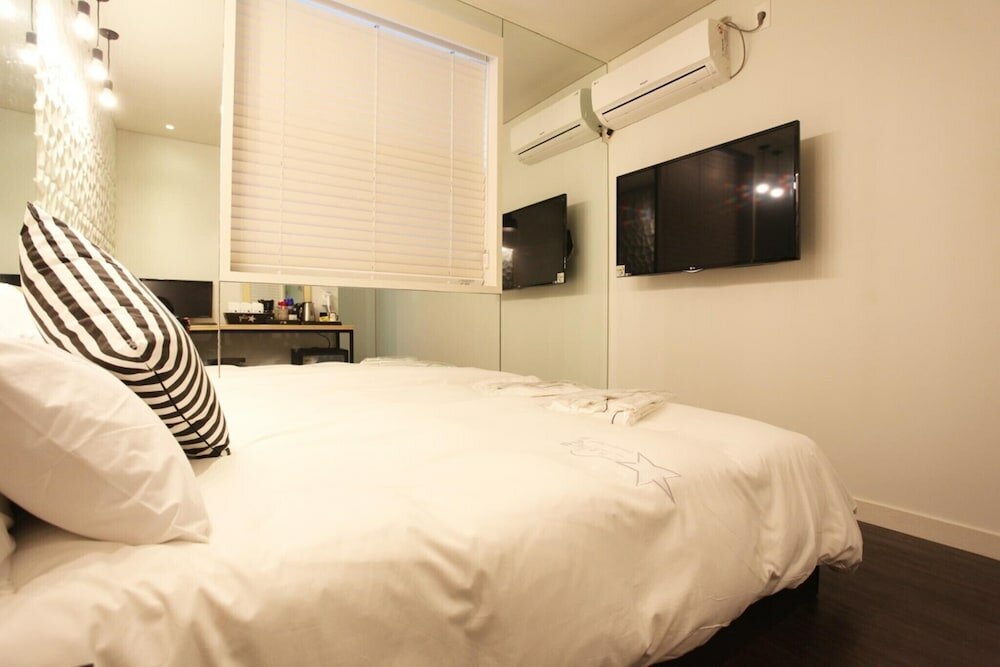 Фото Suwon Station The Byeol