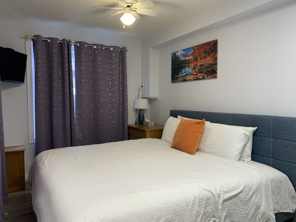 Фото One Studio with BBQ & a Huge Patio