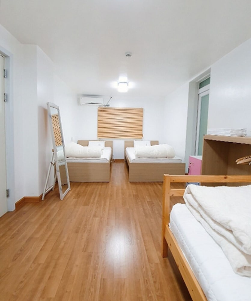 Фото Byulbam - Hostel