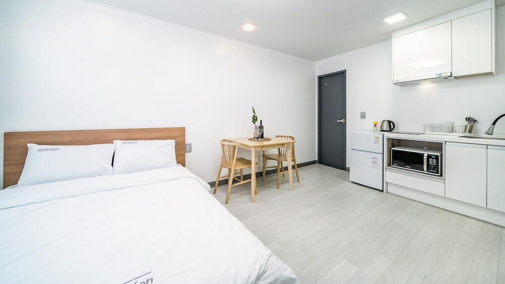 Фото Yeosu Nangmanstay Pension