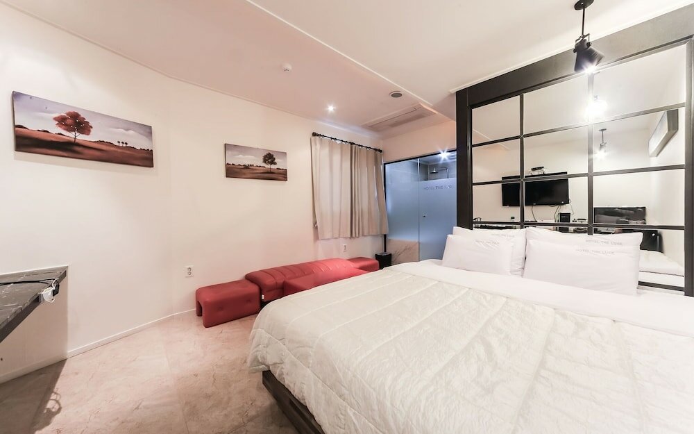 Фото The Lux Tourism Hotel Geoje