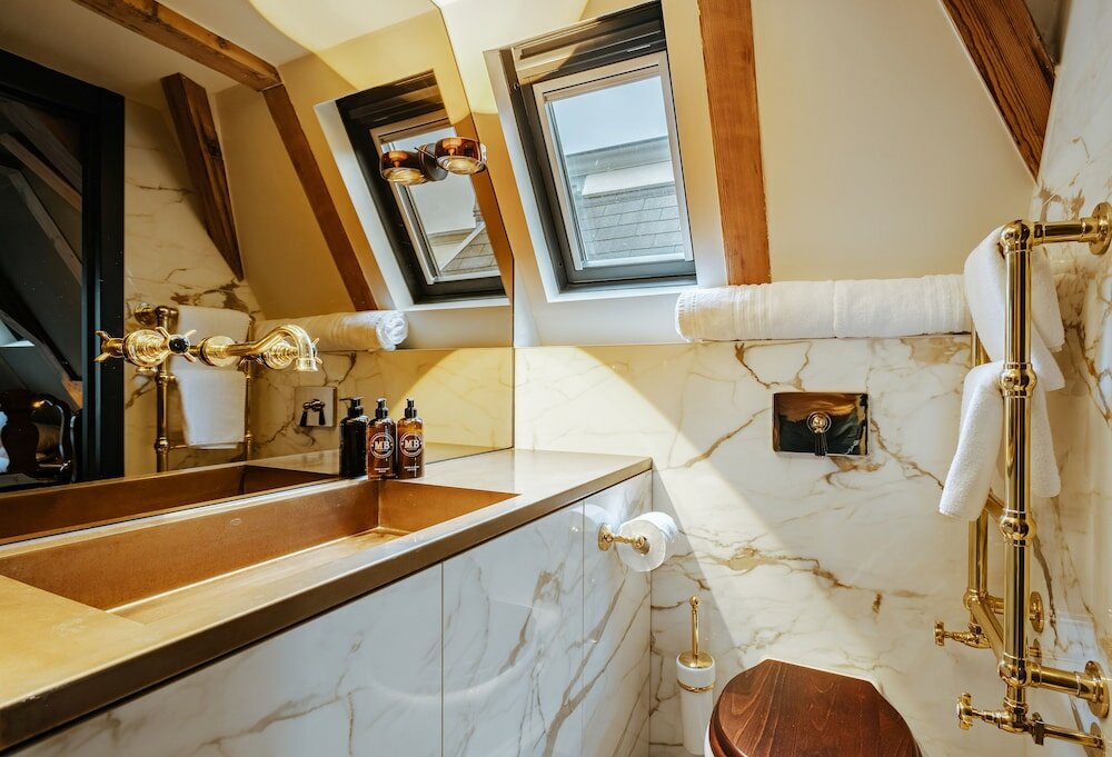 Фото Hotel The Noblemen